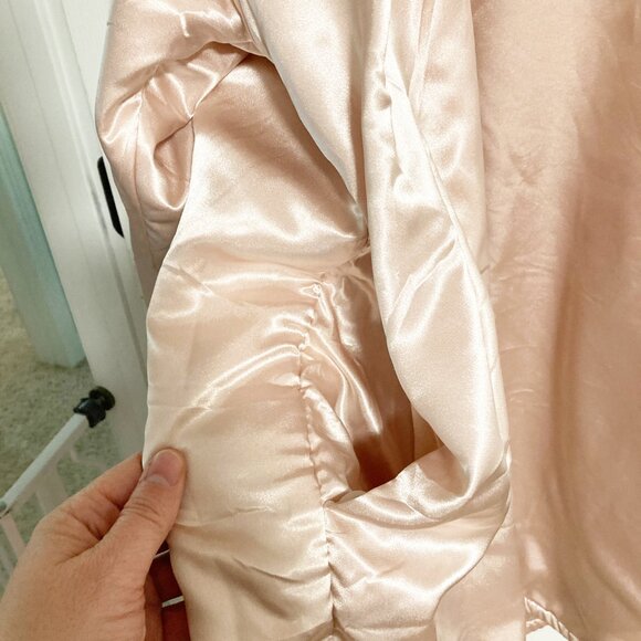 Kitsch Glazey Satin Oversized Hoodie Blush One Size Fits Most - Picture 4 of 10